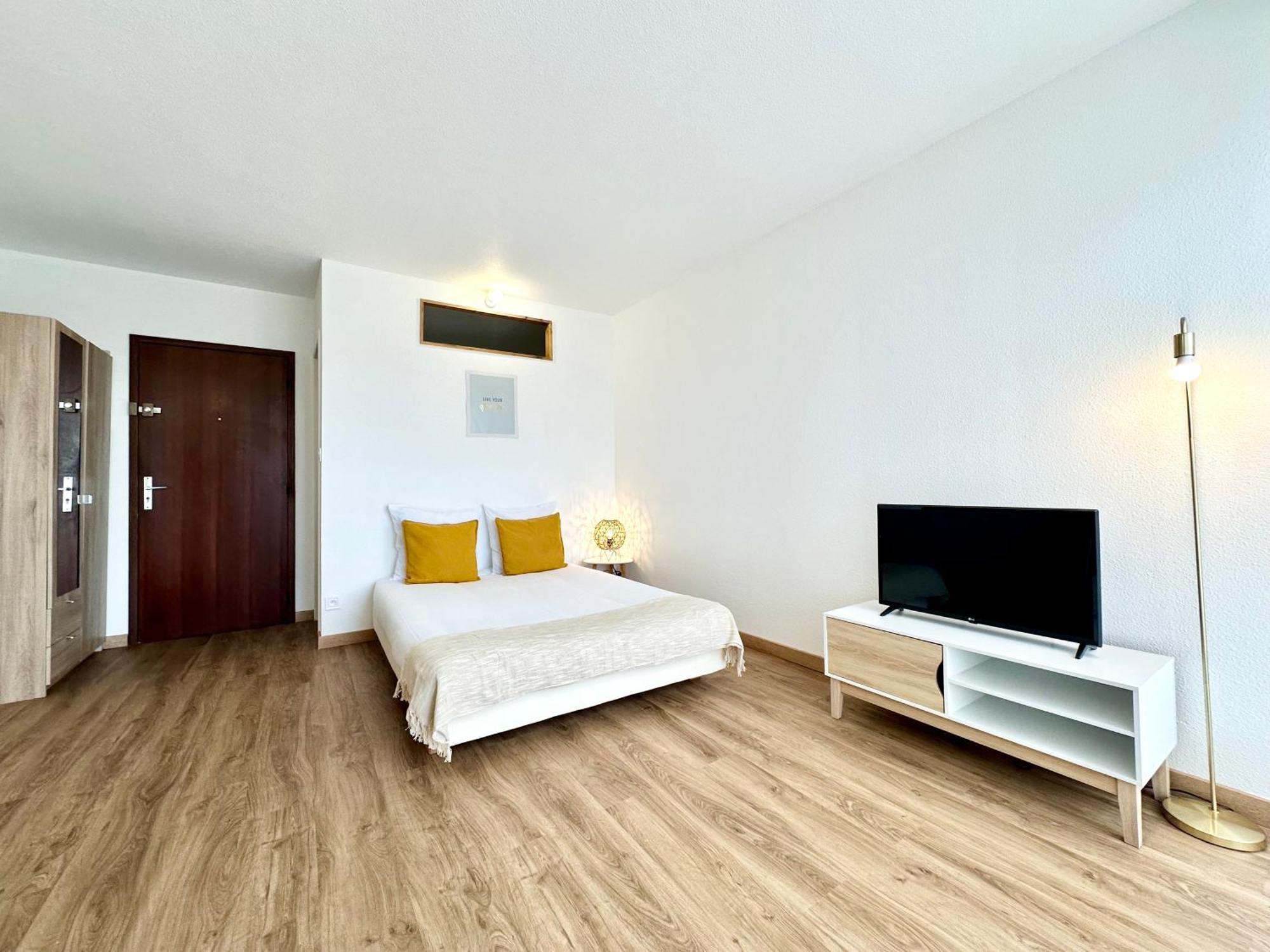 Appartamento La Riviera - Terrasse - Parking & Parc Mont-de-Marsan Esterno foto
